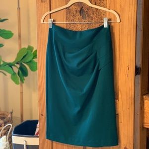 NWT New York & Company Pencil Skirt. Size 2 - Dark Teal w/ gathered pleating